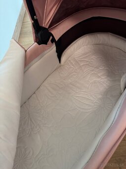 Predám hlbokú vaničku a vajíčko Cybex Priam Flowers🌸 - 8