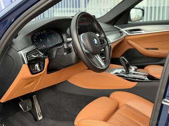 BMW 530d xDrive Touring M-Sport 2022, 35 102km, ZÁRUKA - 8