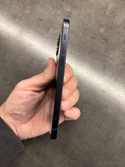 Predam Iphone 12 64gb nahradne diely - 8