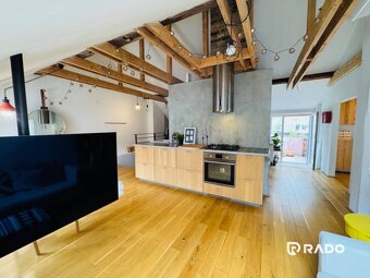 RADO | Štýlový 3i podkrovný byt s loggiou | 84m² | Staré Mes - 8