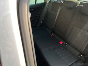 Škoda Octavia Combi 2.0 TDI Style DSG - 8