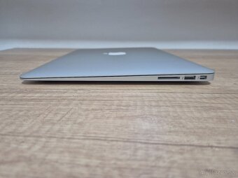 MacBook Air (13-inch, 2015) /Intel Core i5/8GB RAM/128GB SSD - 8