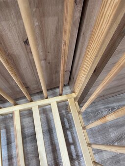 Nastaviteľná postielka drevená borovica 120x60 - 8