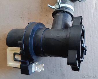 Whirlpool AWO/c 7328 motor, programator, zamok, cerpadlo... - 8