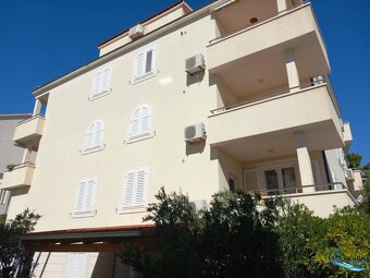 Brač – zariadený apartmán s výhľadom - 8