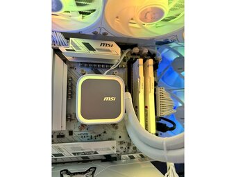 ◾️Ryzen 7 9800x3D•RTX 5070 Ti 16GB•32GB RAM•2TB SSD•850W - 8