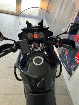 Suzuki DL650 V-Strom - 8