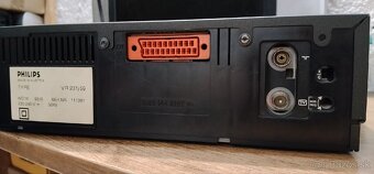 PHILIPS VR451 .... 4 hlavovy videorekorder .... - 8