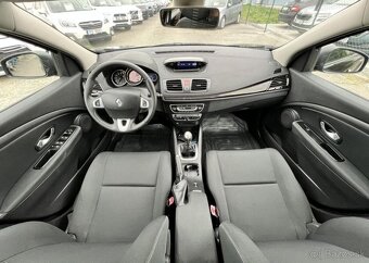 Renault Mégane 1.6i 16v KOUPENO V ČR 1.MAJ. benzín manuál - 8