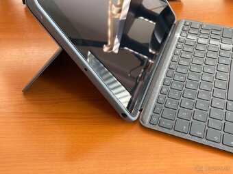 iPad obal s podsvietenou klávesnicou Logitech Combo Touch - 8