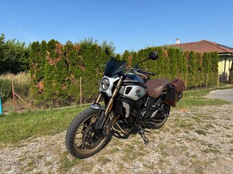 Cfmoto CLX Heritage 700 - 8