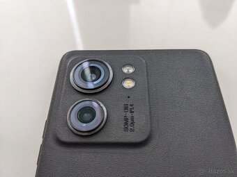 Motorola EDGE 40 --- 8 GB/256 GB - 8