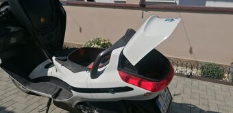 Predám Piaggio x8 125 - 8