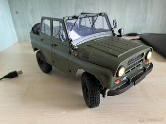 UAZ 469 - rc model - 8