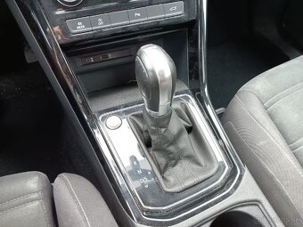 VW TOURAN 1.4TSI DSG - 8