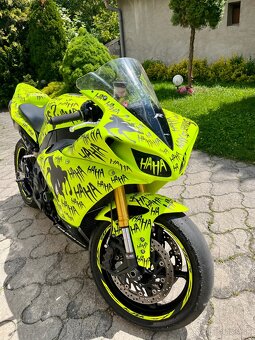yamaha r1 big bang - 8