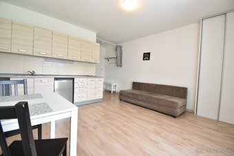 Objekt na podnikateľské účely, Lietavská Lúčka - 8