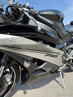 Yamaha yzf R6 - 8