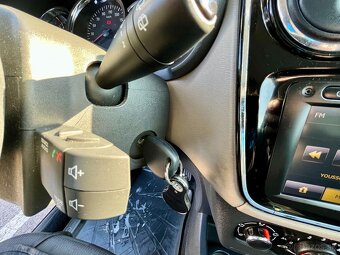 STK 7.2027 - Dacia Lodgy 1.6 MPI Benzin + LPG 2013 - 8