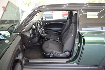 Mini Clubman 1,6 i 72 kW, nový servis + pneu - 8
