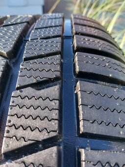 225/45 r17 zimne pneumatiky - 8