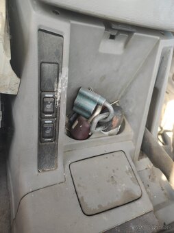 Nissan Patrol 3,0 TDDi - 8