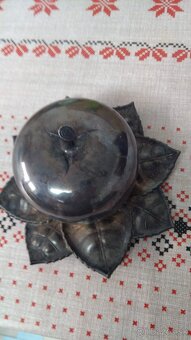 Predám keramické sošky a po striebrene jablko - 8