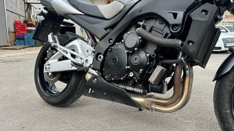 Suzuki GSR-600 r.v. 2008 - 8