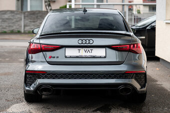 Audi RS3 2.5 TFSI quattro S tronic - 8