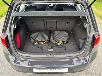 Volkswagen e-Golf, 32kWh,SoH 89%,CCS,NAVI, s DPH 13 960,-EUR - 8