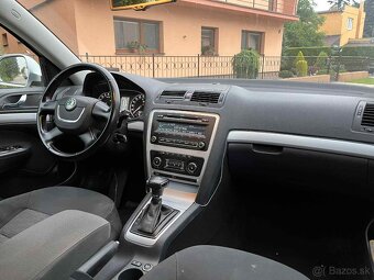 SKODA OCTAVIA 2012 /ELEGANCE - 8