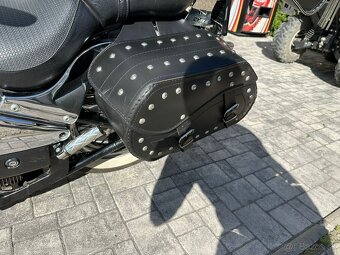 Kawasaki VN800 Classic - 8