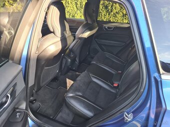 Volvo xc60 R-line AWD - 8