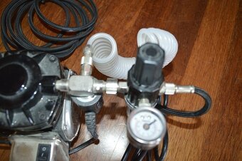 predam vzduchovy kompresor SPARMAX - 8