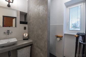 Dizajnovo zrekonštruovaný 2-izbový byt, centrum top lokalita - 8