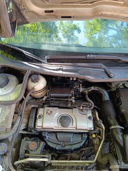 Peugeot 206 1.4i - 8