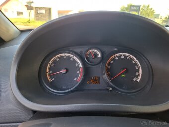 Opel Corsa D - 8