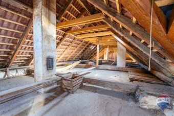 Na predaj rodinný dom - 8