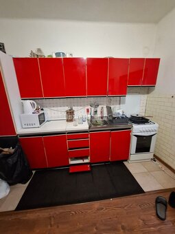 Dobre reality ponúkajú na predaj 4izb RD v Banove - 8