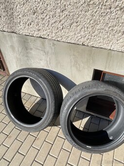Letné pneumatiky 235/40 R19 - 8