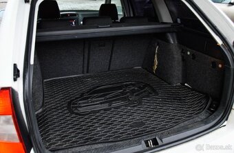 Škoda Octavia Combi 2.0 TDI Ambiente - 8