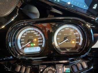 HARLEY DAVIDSON Road Glide Limited MY24 - 8