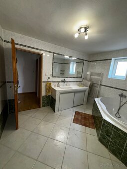 Rodinný dom VT Čemerné Tehelná ulica s nádherným pozemkom - 8