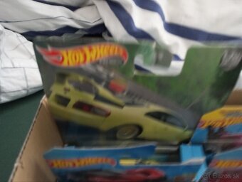 Predám hotwheels - 8