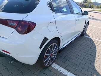 Alfa romeo giuletta 2,0JTD Manuál - 8