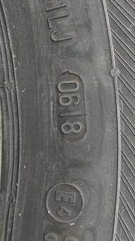 Disky s pneu Mercedes R15 - 8