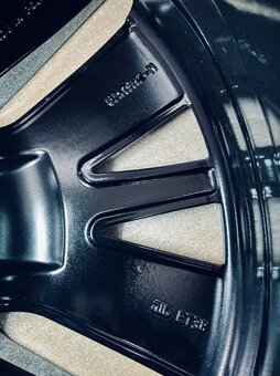 Originál letní R19 kolesa Mercedes E All Terain - 8