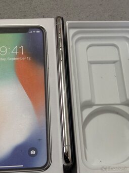 Predám Apple iPhone X 256GB Silver Stav Nového Telefónu - 8