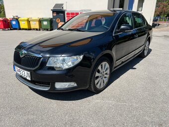 Škoda Superb 2.0 TDI DSG 2011 - 8