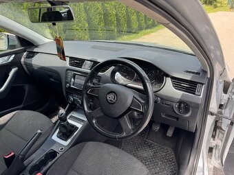 Skoda octavia 3 Angličan - 8